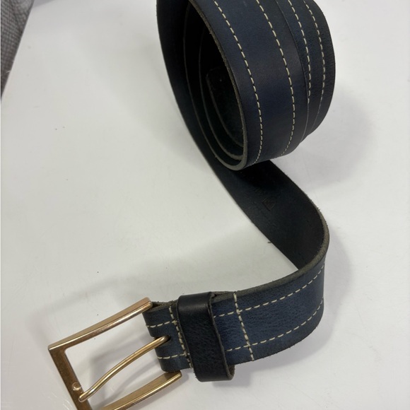 Allen Edmonds Handmade Navy Blue Leather Belt with Gold Buckle, like new - Picture 1 of 5